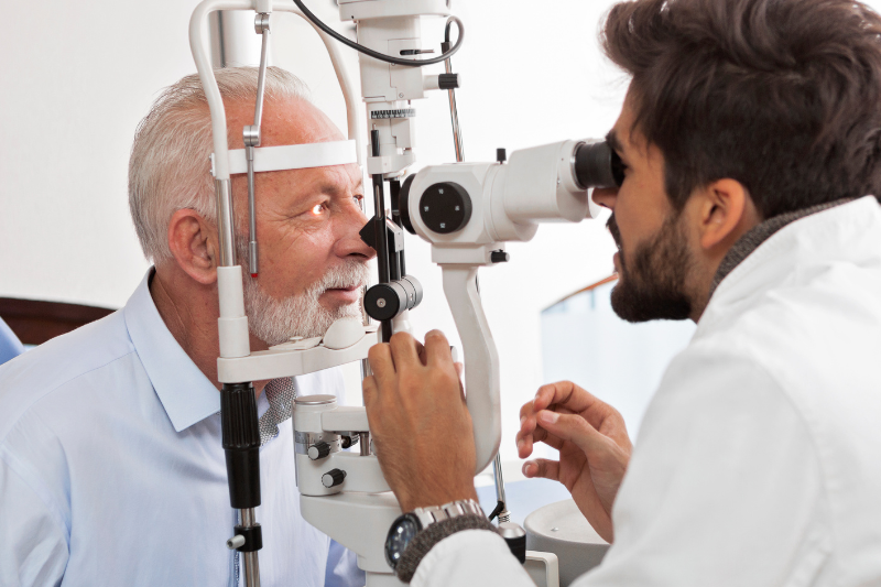 בדיקת ראייה - באים לעשות בדיקות ראייה מהירות ומדויקות עם הציוד המתקדם ביותר